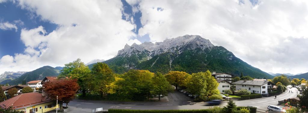 Post-Hotel Mittenwald Exterior foto
